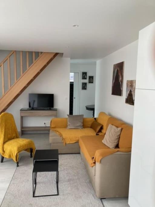Le Gite Marie-Galante : Belle Maison D'Hotes Avec Acces Piscine En Ete Lanmeur Esterno foto